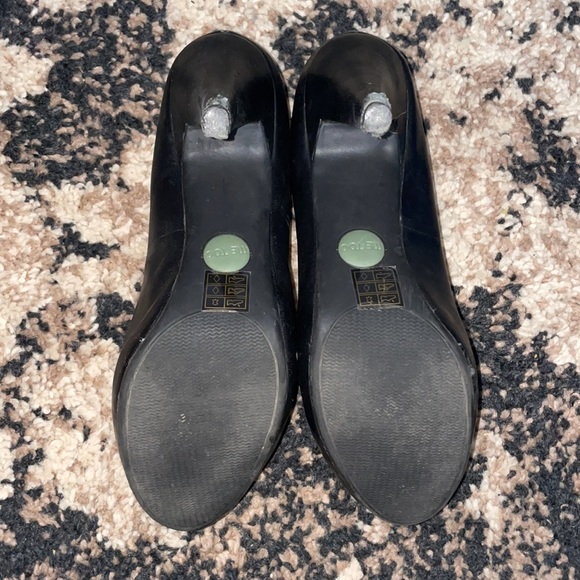 4/$25 Me Too Heels - Picture 4 of 8